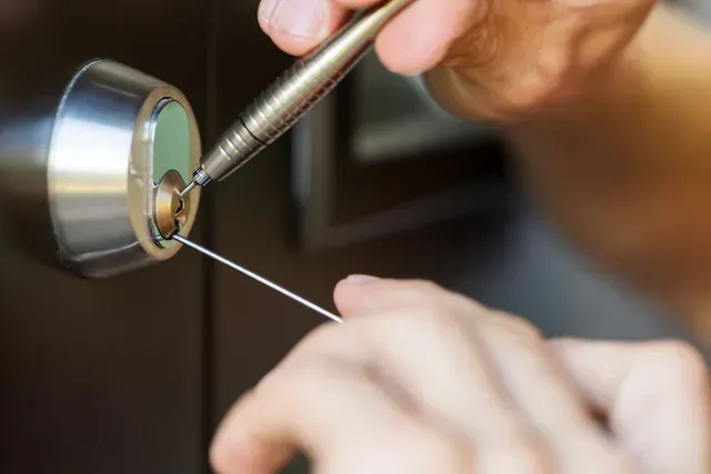 Lockouts locksmith services